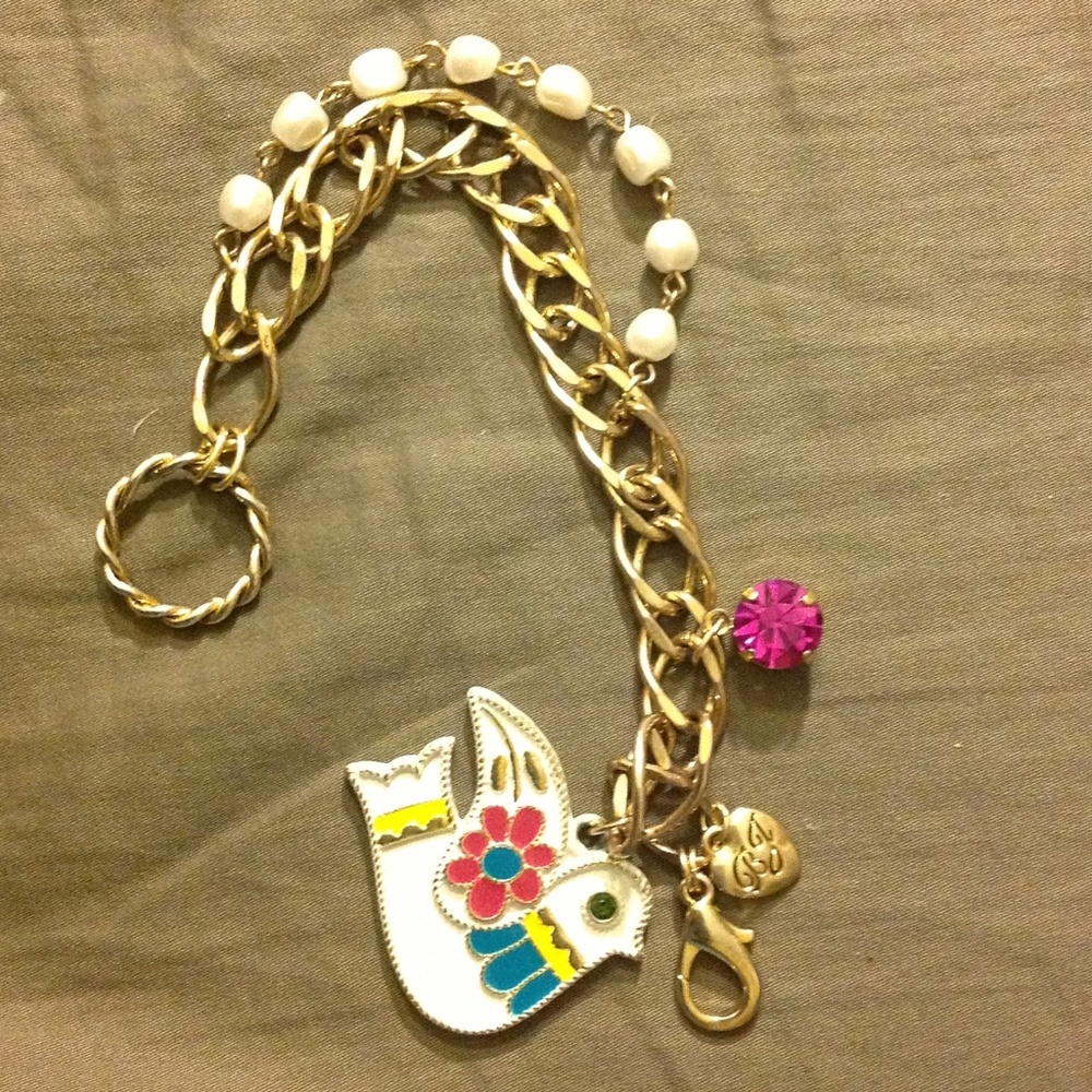 Juicy Couture dove charm gold bracelet